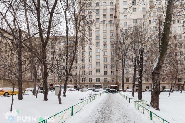 г. Москва, ул. Дорогомиловская Б., д. 4-придомовая территория