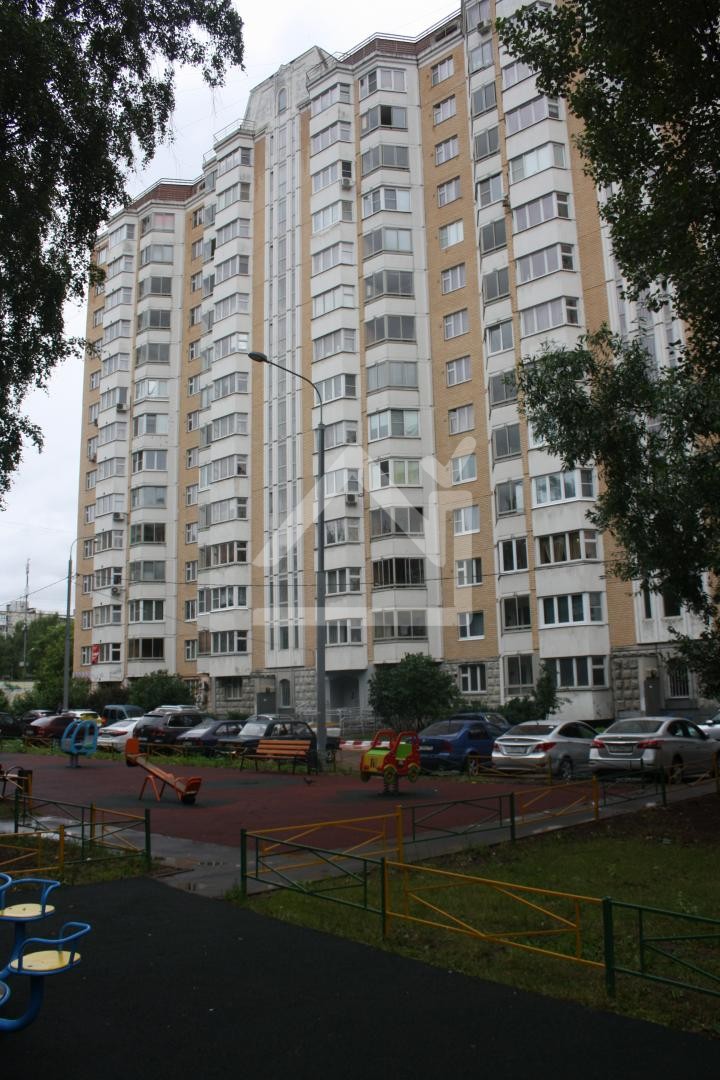 г. Москва, ул. Дубнинская, д. 39-фасад здания