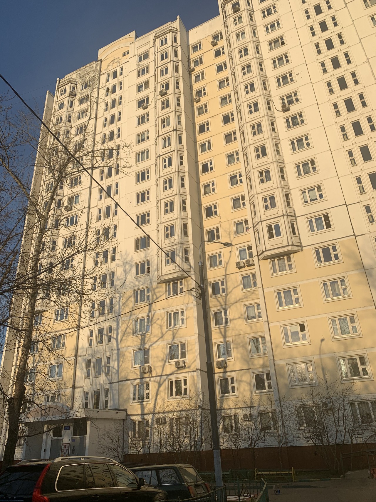 г. Москва, ул. Екатерины Будановой, д. 8, к. 2-фасад здания