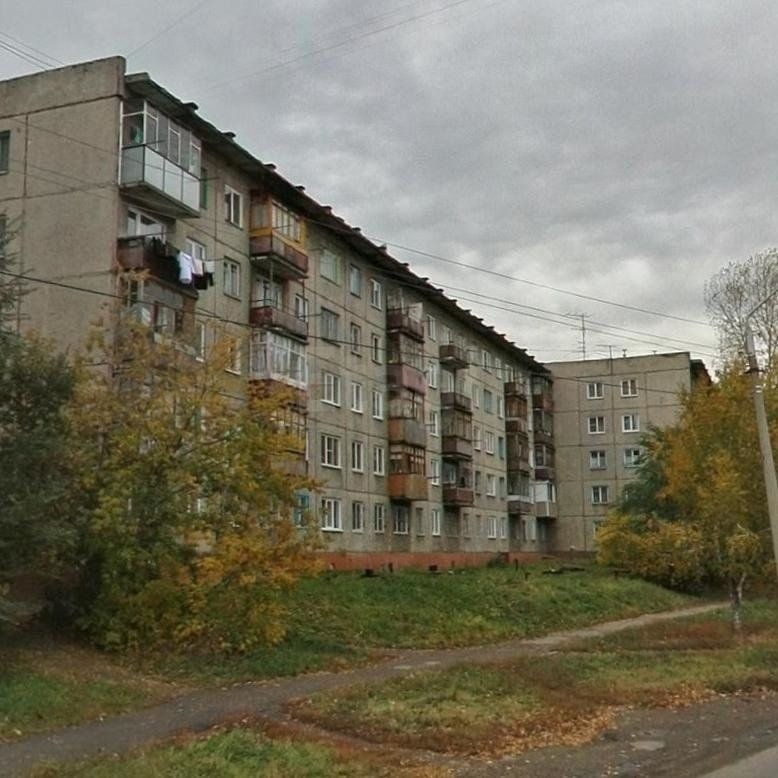 край. Алтайский, г. Барнаул, ул. Гущина, д. 183-фасад здания