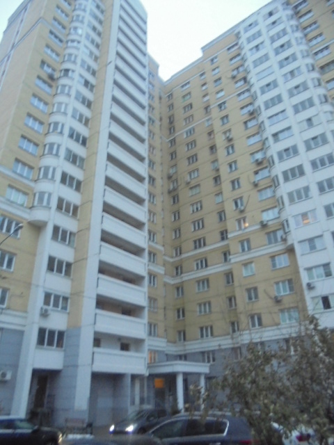 г. Москва, ул. Ельнинская, д. 8-фасад здания
