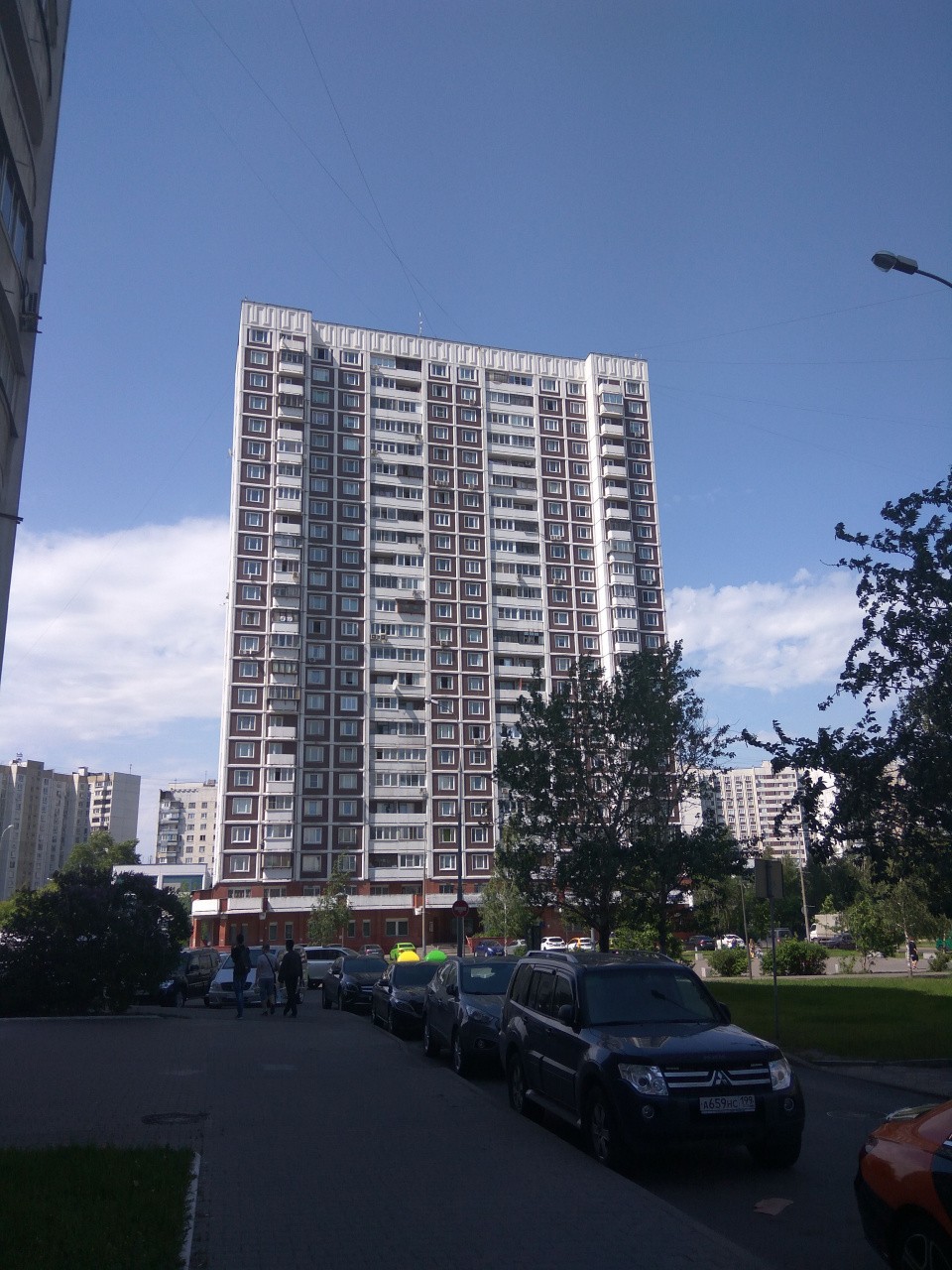 г. Москва, б-р. Жулебинский, д. 1-фасад здания