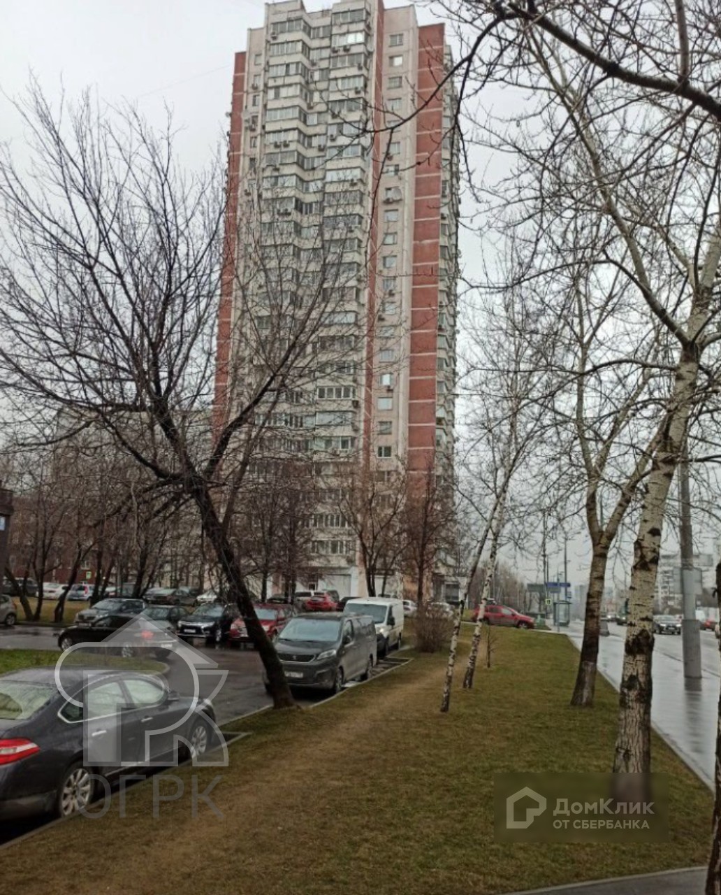 г. Москва, ш. Загородное, д. 9, к. 3-придомовая территория