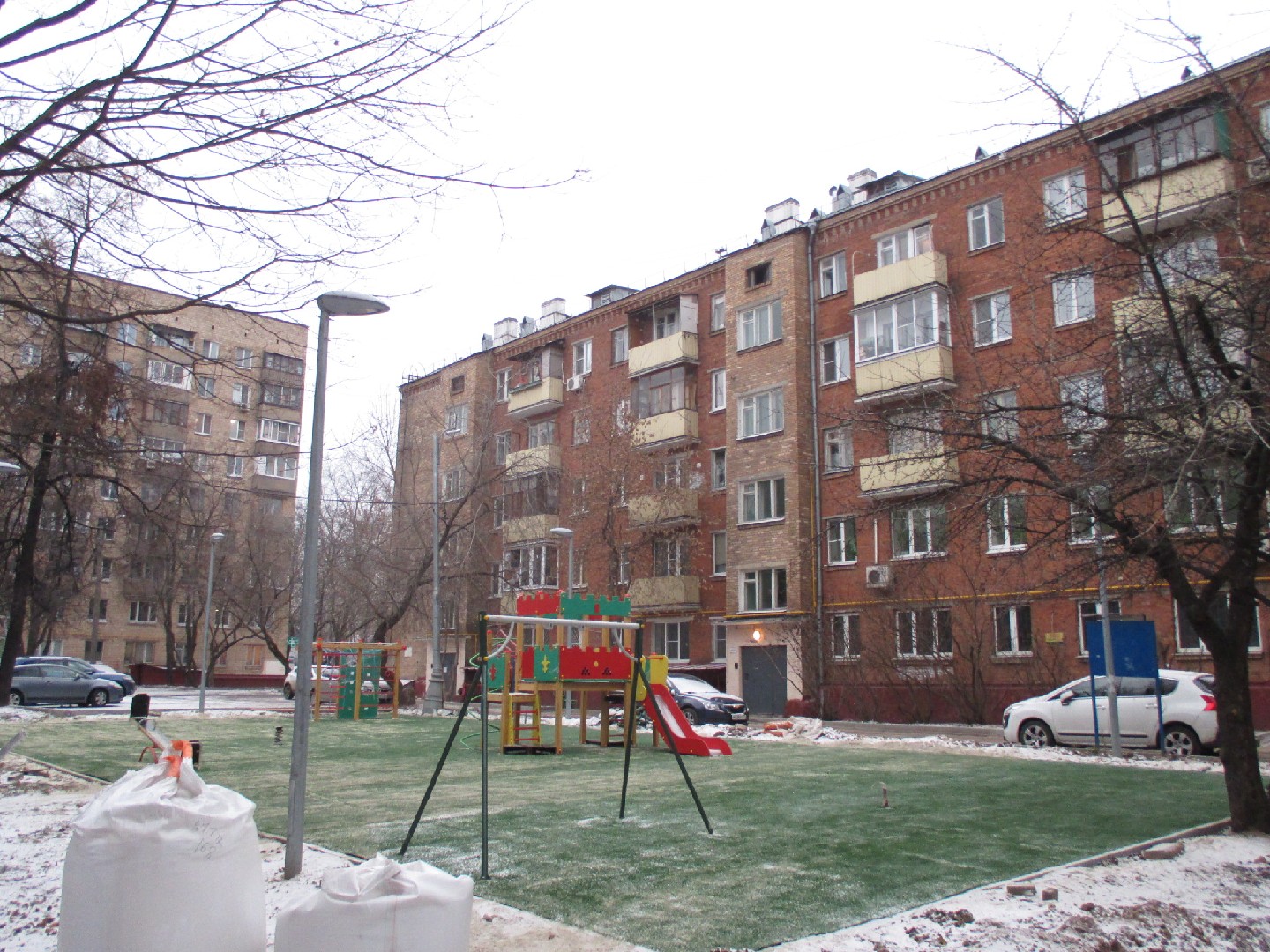 г. Москва, ш. Загородное, д. 11, к. 1-фасад здания