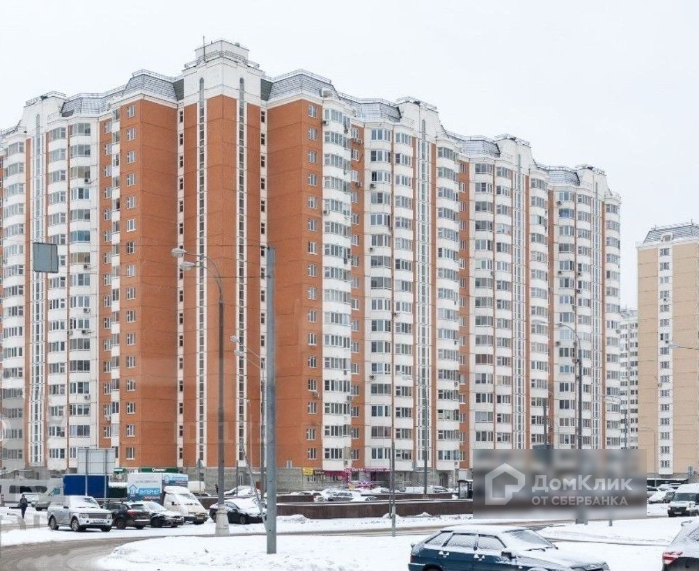 г. Москва, пр-кт. Защитников Москвы, д. 14-фасад здания