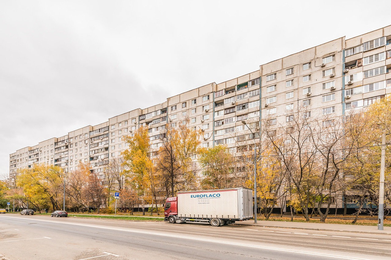 г. Москва, ул. Ивана Франко, д. 38, к. 1-фасад здания