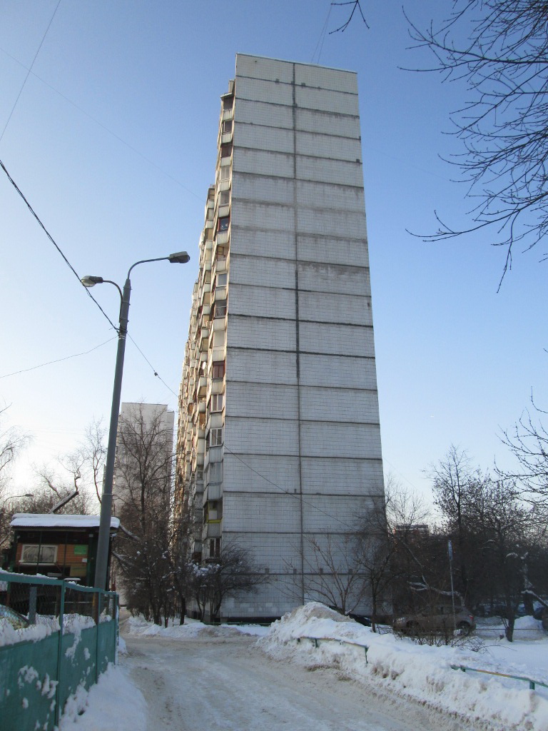 г. Москва, ул. Изумрудная, д. 13, к. 2-фасад здания