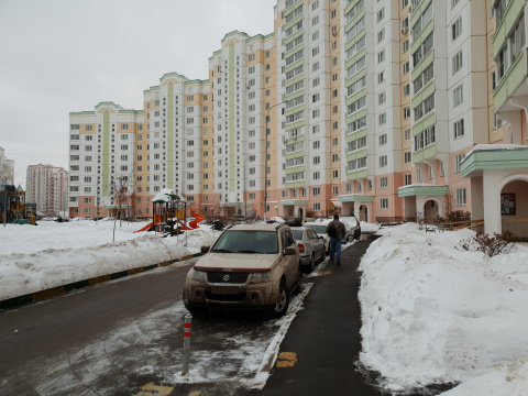 г. Москва, ул. Изюмская, д. 49, к. 1-фасад здания