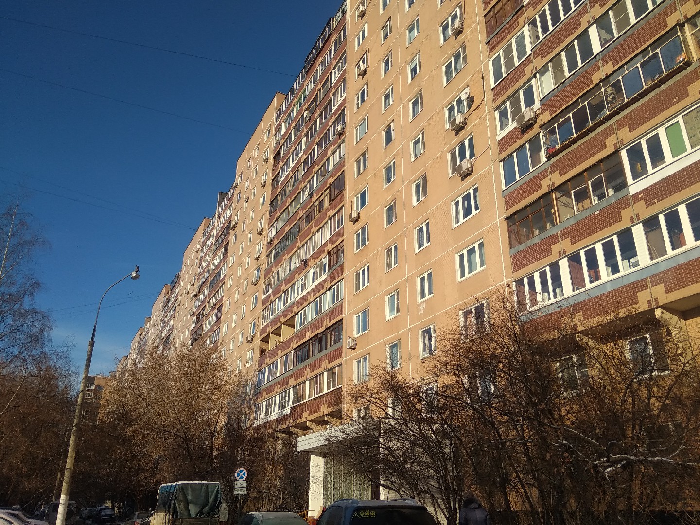 г. Москва, ул. Кантемировская, д. 17, к. 1-фасад здания