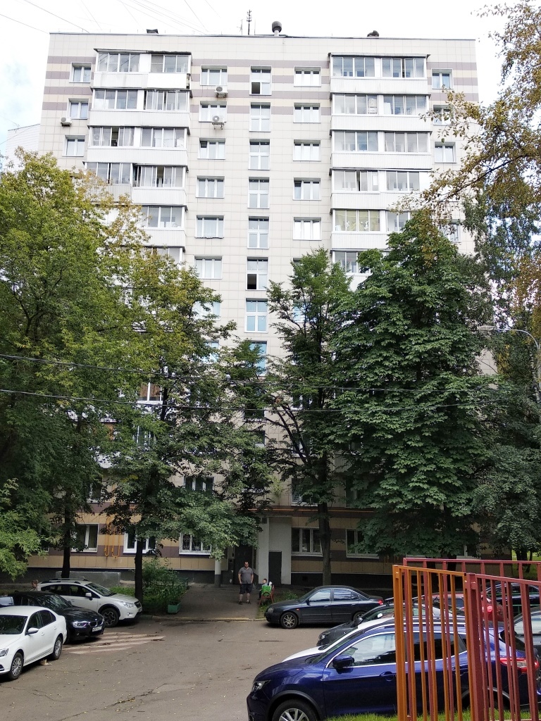 г. Москва, ул. Каховка, д. 35, к. 2-фасад здания