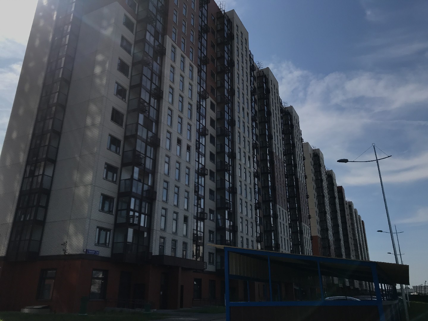 г. Москва, км. Киевское шоссе 23-й (п Московский), д. 14, к. 2-фасад здания