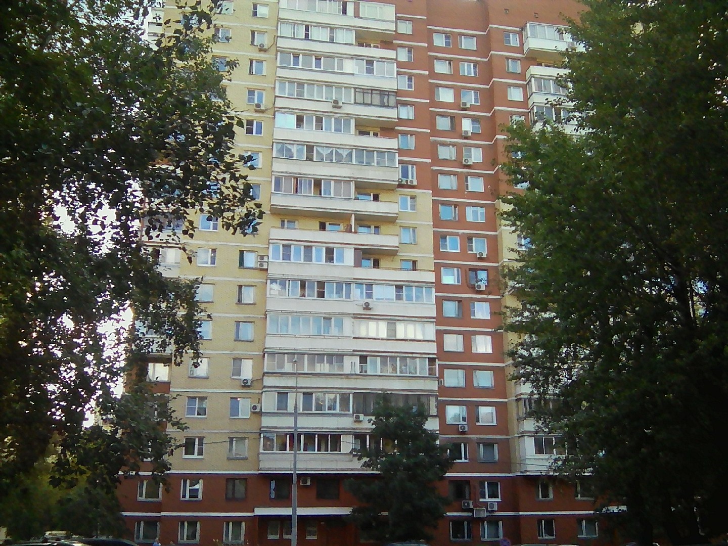 г. Москва, ул. Кожуховская 7-я, д. 4, к. 1-фасад здания