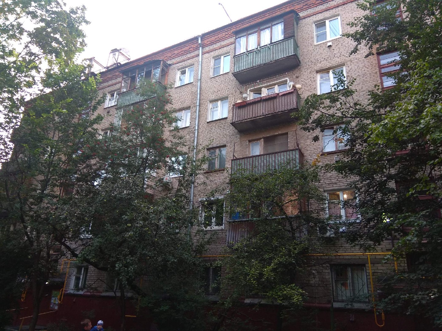 г. Москва, ул. Коминтерна, д. 2, к. 1-фасад здания