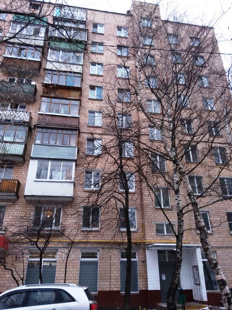 г. Москва, ул. Коминтерна, д. 33, к. 2-фасад здания