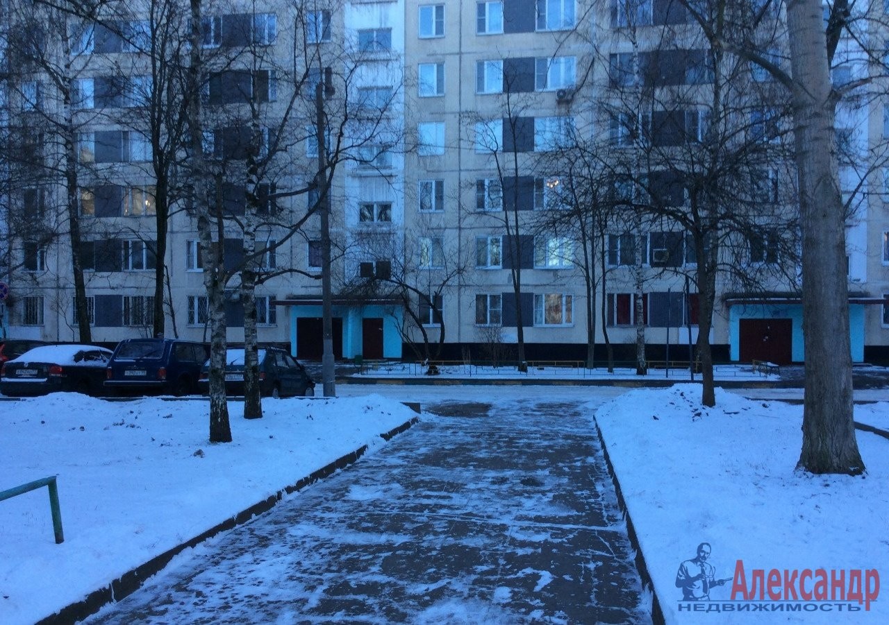 г. Москва, ул. Коненкова, д. 15В-придомовая территория