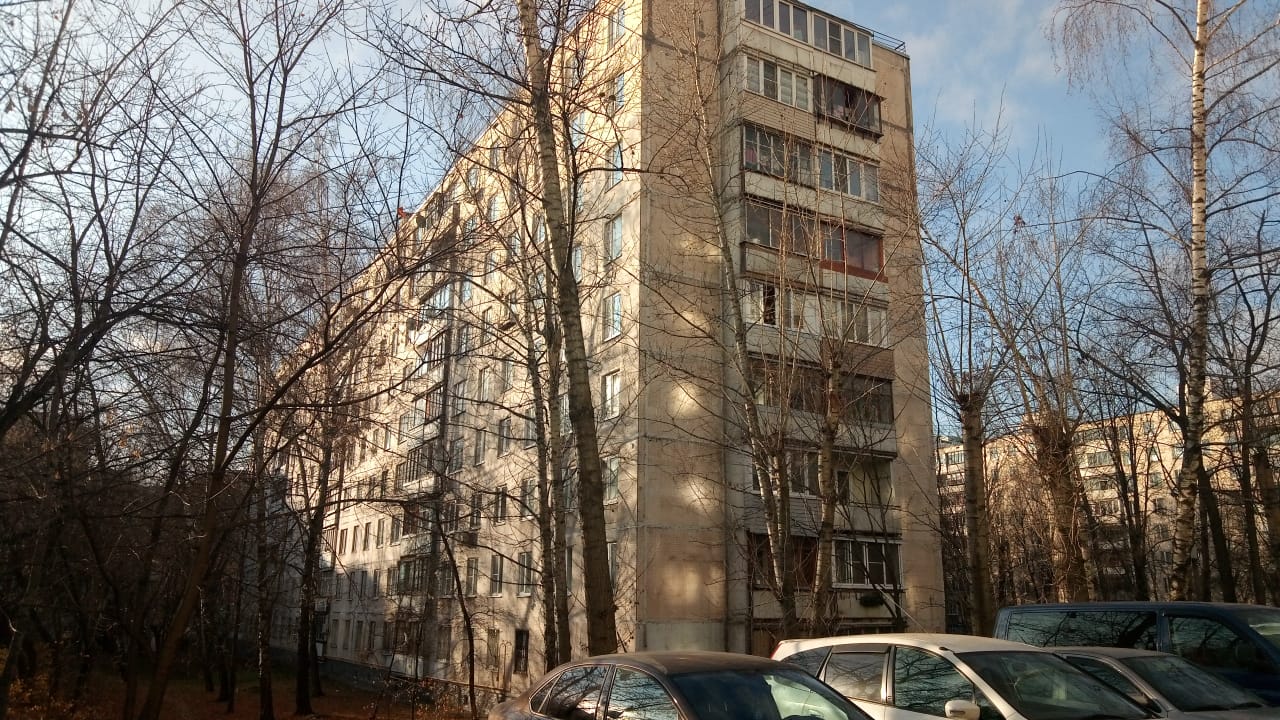 г. Москва, ул. Красного Маяка, д. 1, к. 2-фасад здания