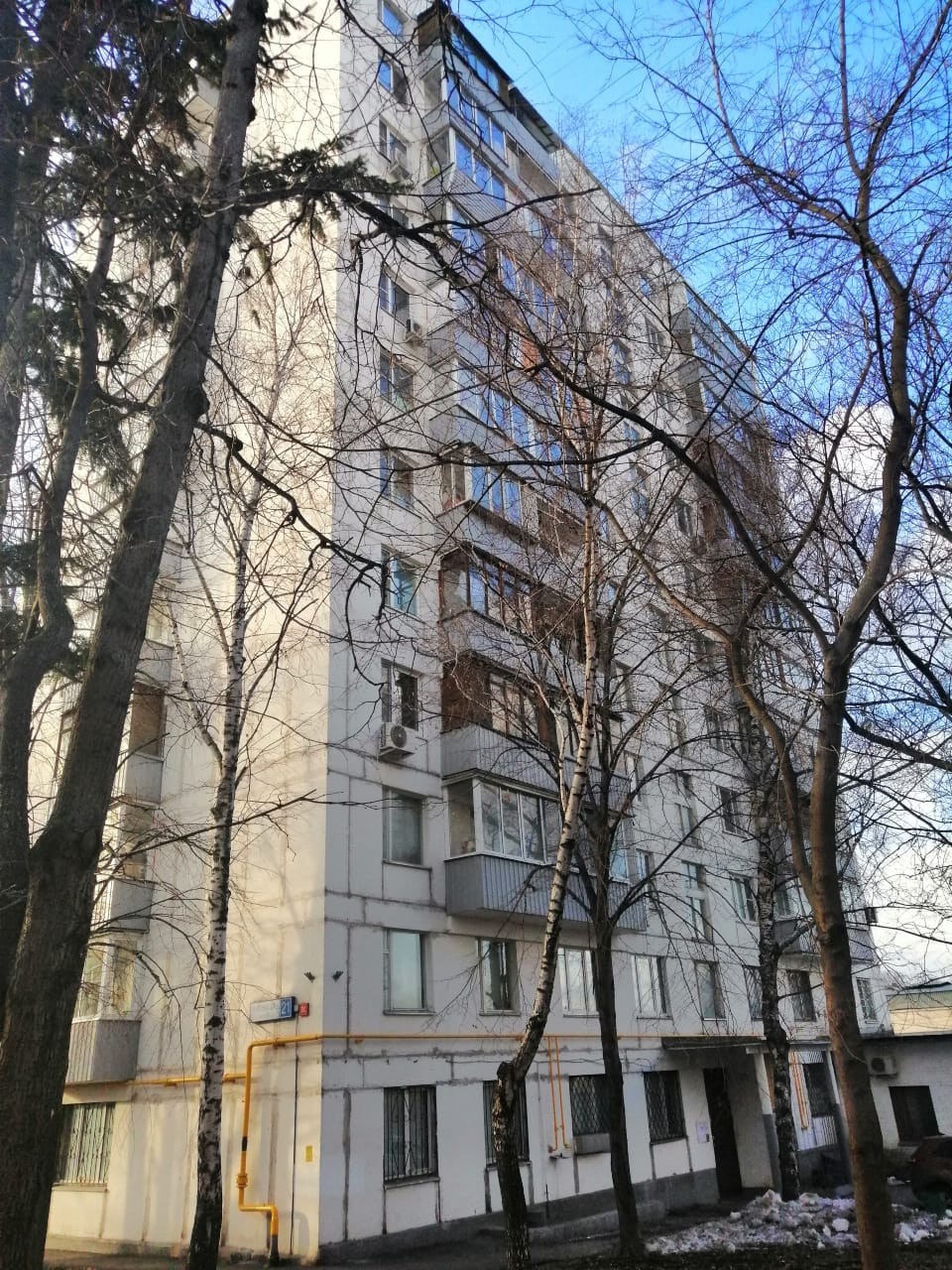г. Москва, ул. Красных Зорь, д. 21-фасад здания