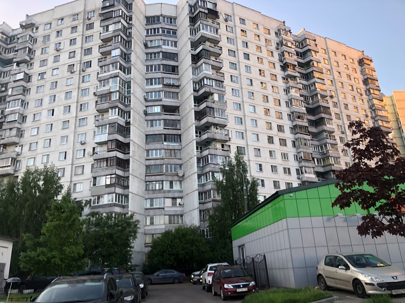 г. Москва, ул. Крылатские Холмы, д. 27, к. 2-фасад здания