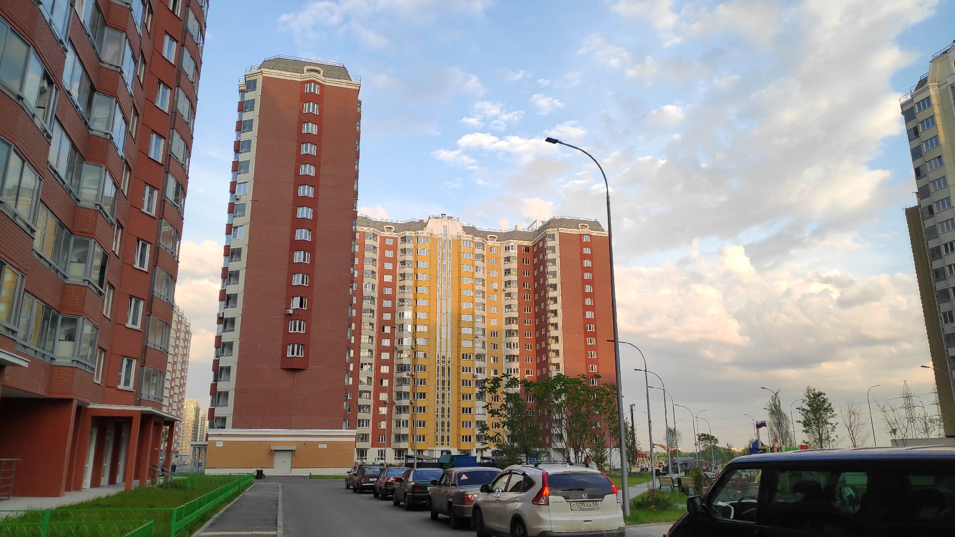 г. Москва, ул. Лавриненко, д. 5-фасад здания