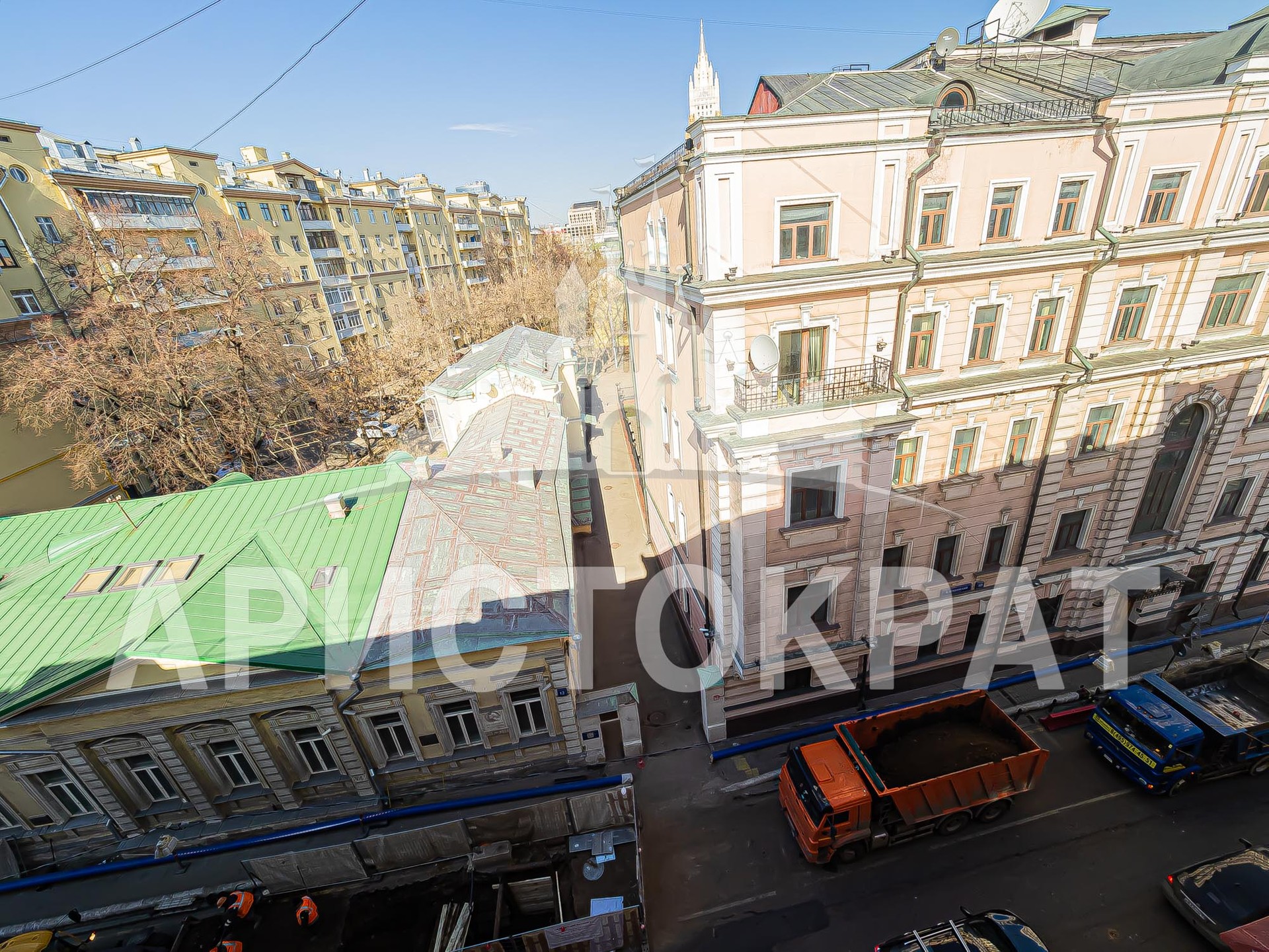 г. Москва, пер. Левшинский Б., д. 17-фасад здания