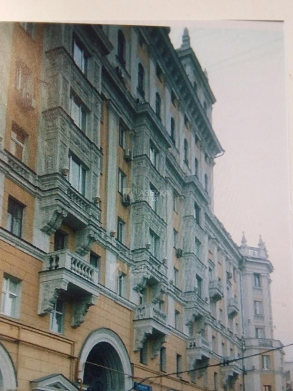 г. Москва, пр-кт. Ленинградский, д. 1-фасад здания