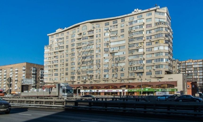 г. Москва, пр-кт. Ленинградский, д. 52-фасад здания