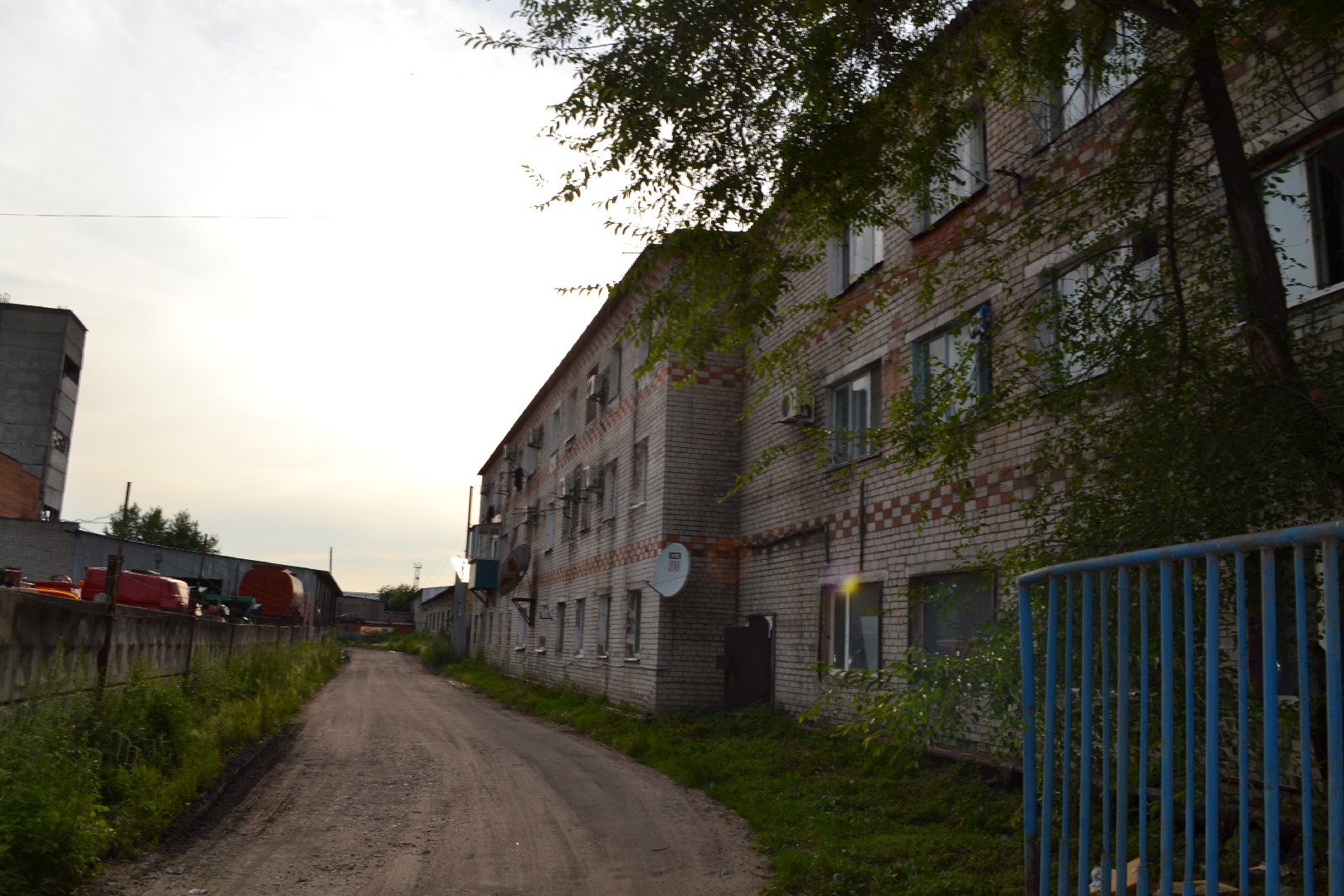 обл. Амурская, г. Благовещенск, ул. Пионерская, д. 210-фасад здания