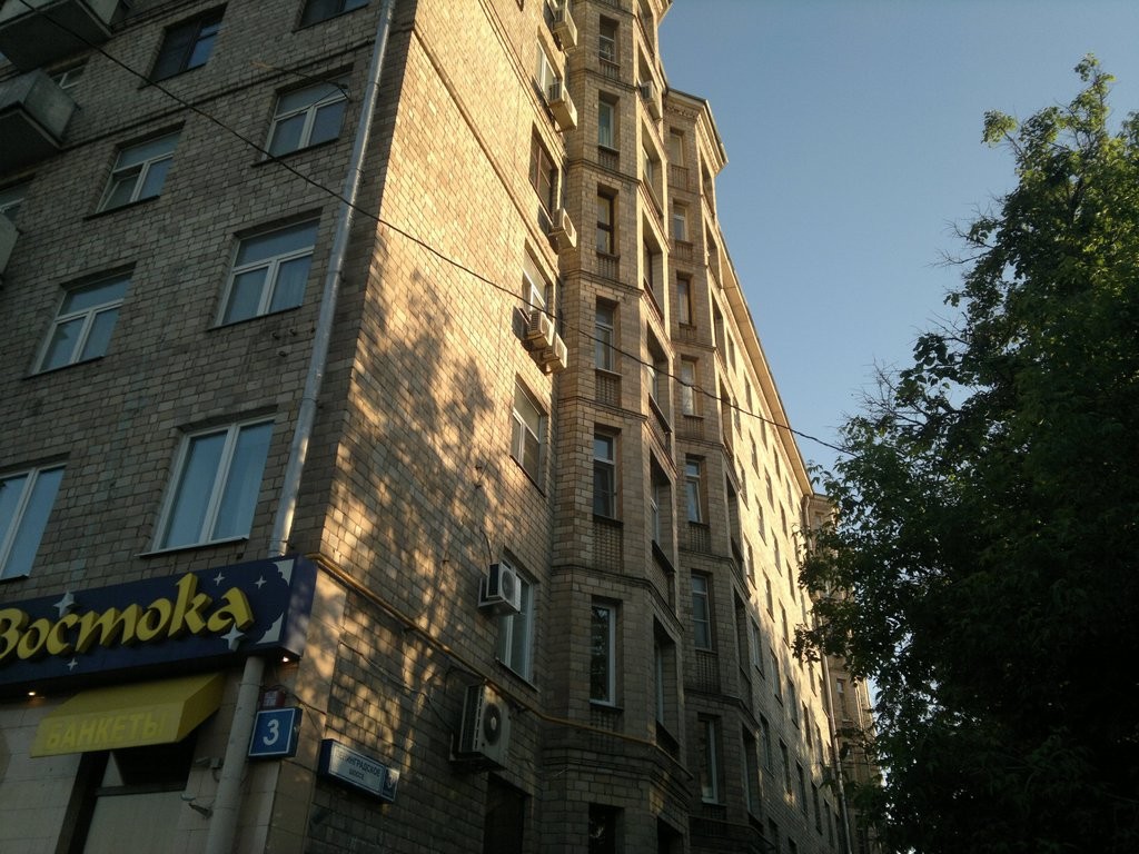 г. Москва, ш. Ленинградское, д. 3, стр. 1-фасад здания