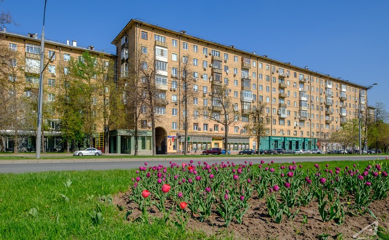 г. Москва, пр-кт. Ленинский, д. 52-фасад здания