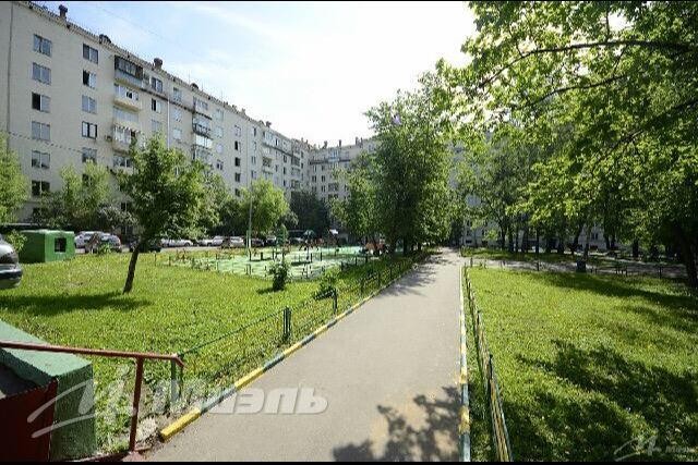 г. Москва, пр-кт. Ленинский, д. 64/2-придомовая территория