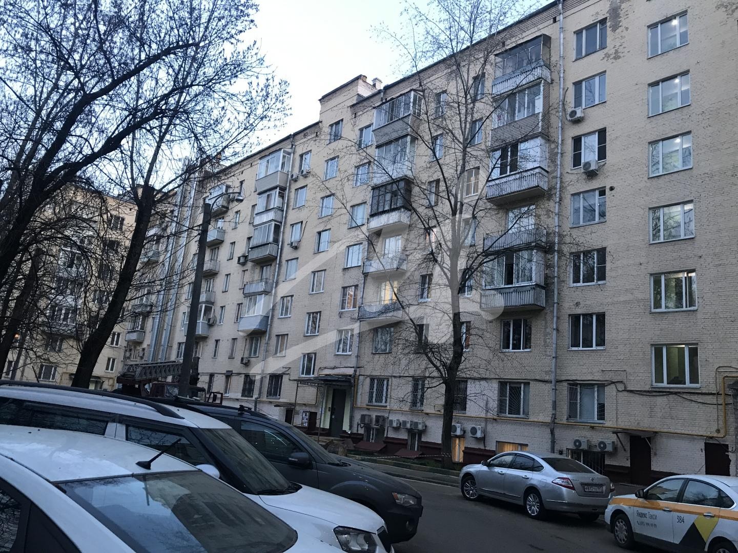 г. Москва, пр-кт. Ленинский, д. 95-фасад здания