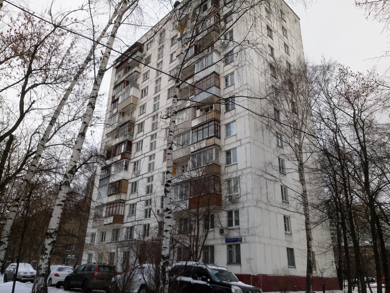 г. Москва, ул. Летчика Бабушкина, д. 33, к. 1-фасад здания