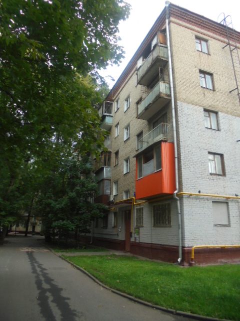 г. Москва, ул. Летчика Бабушкина, д. 45, к. 1-фасад здания