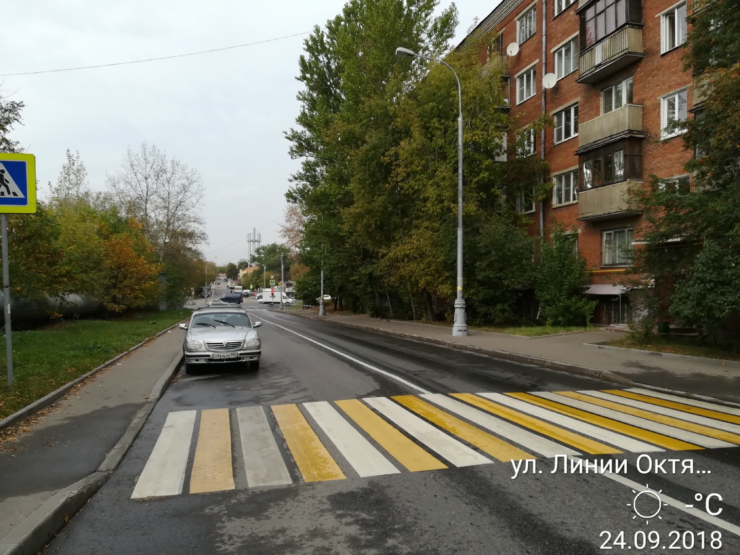 г. Москва, ул. Линии Октябрьской Железной Дороги, д. 12-придомовая территория