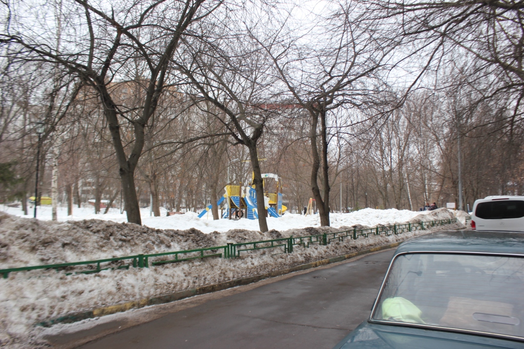 г. Москва, пер. Лихачевский 3-й, д. 3, к. 3-придомовая территория