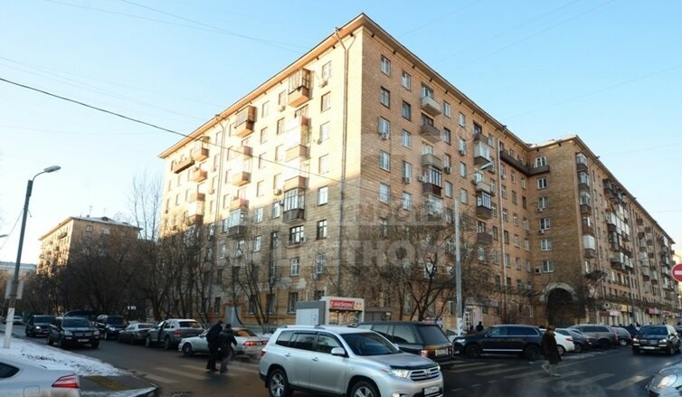 г. Москва, пр-кт. Ломоносовский, д. 23-фасад здания