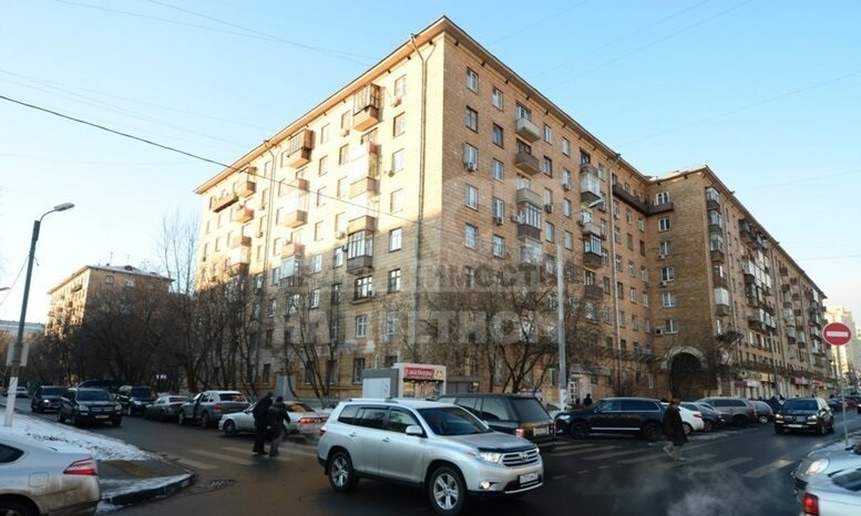 г. Москва, пр-кт. Ломоносовский, д. 23-фасад здания