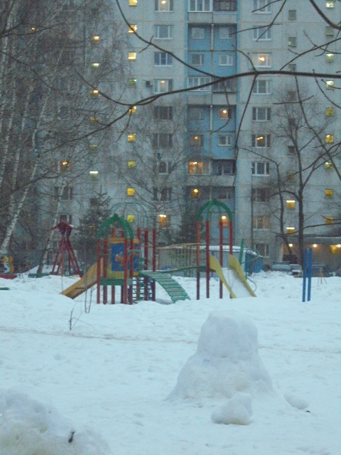 г. Москва, ул. Магнитогорская, д. 13-придомовая территория