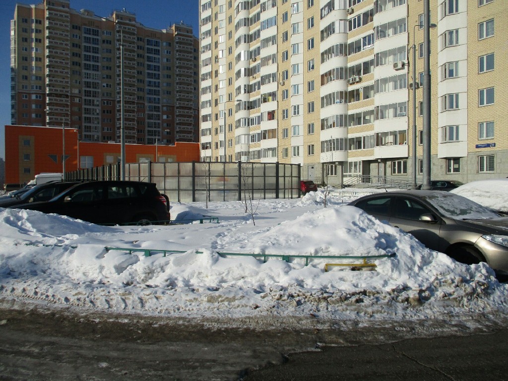 г. Москва, ул. Маресьева, д. 3-придомовая территория