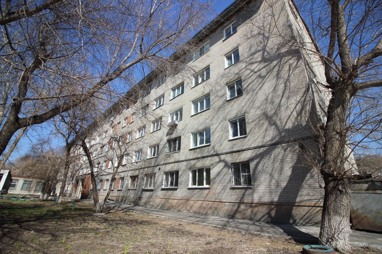 край. Алтайский, г. Барнаул, ул. Западная 1-я, д. 17-фасад здания