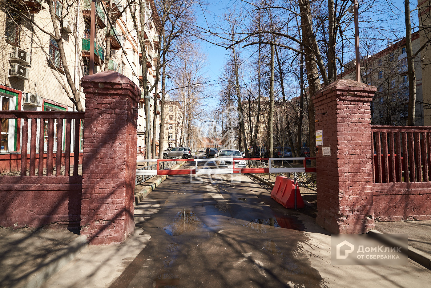 г. Москва, ул. Маршала Бирюзова, д. 2-придомовая территория