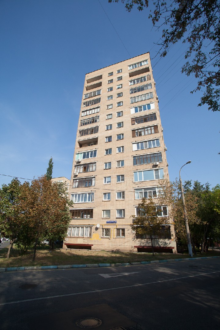 г. Москва, ул. Маршала Бирюзова, д. 36-фасад здания