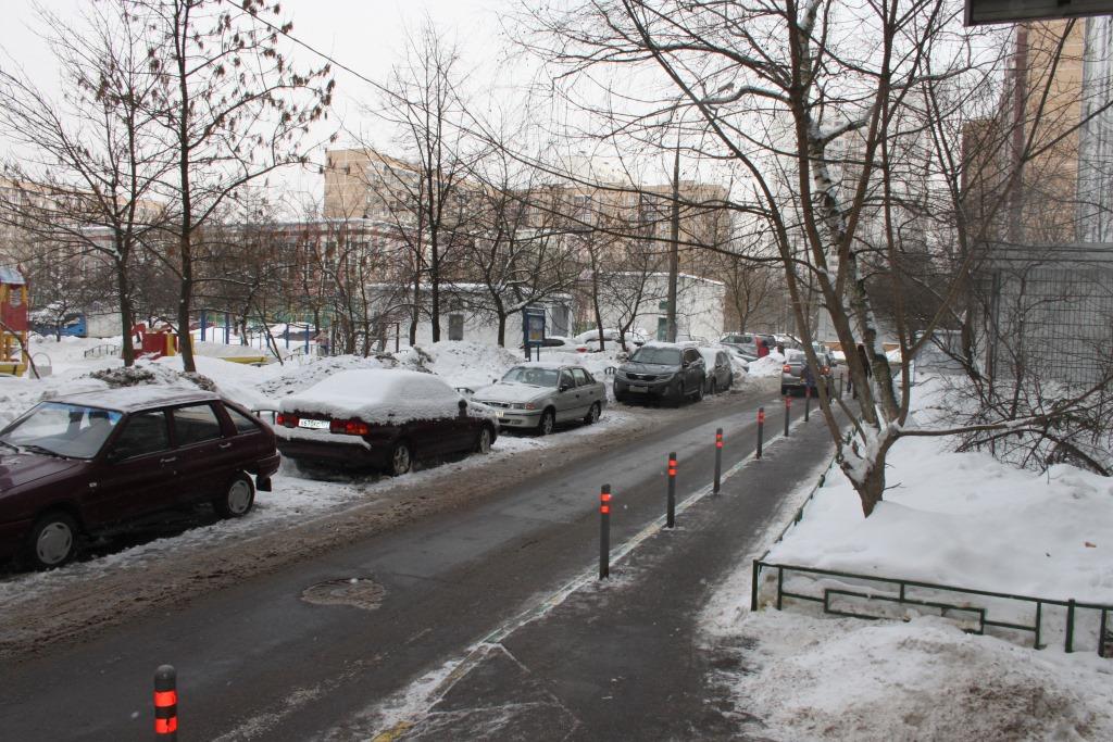 г. Москва, ул. Маршала Голованова, д. 11-придомовая территория