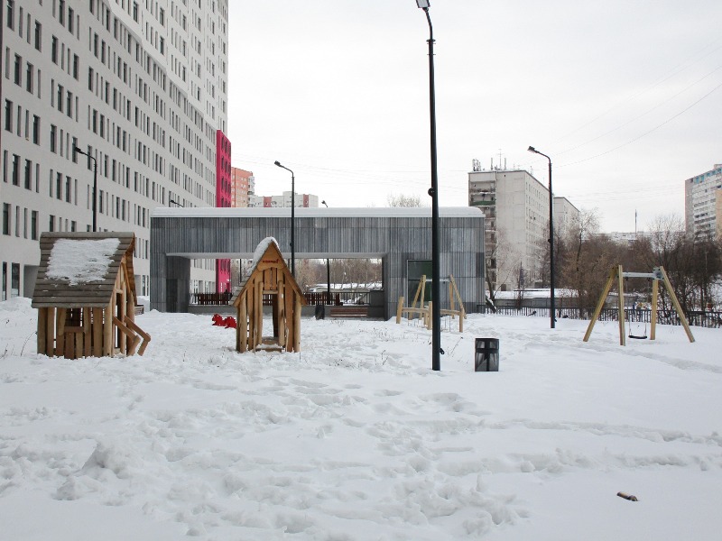 г. Москва, ул. Маршала Захарова, д. 3-придомовая территория