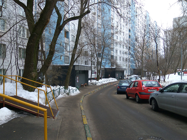 г. Москва, ул. Маршала Катукова, д. 22, к. 1-фасад здания