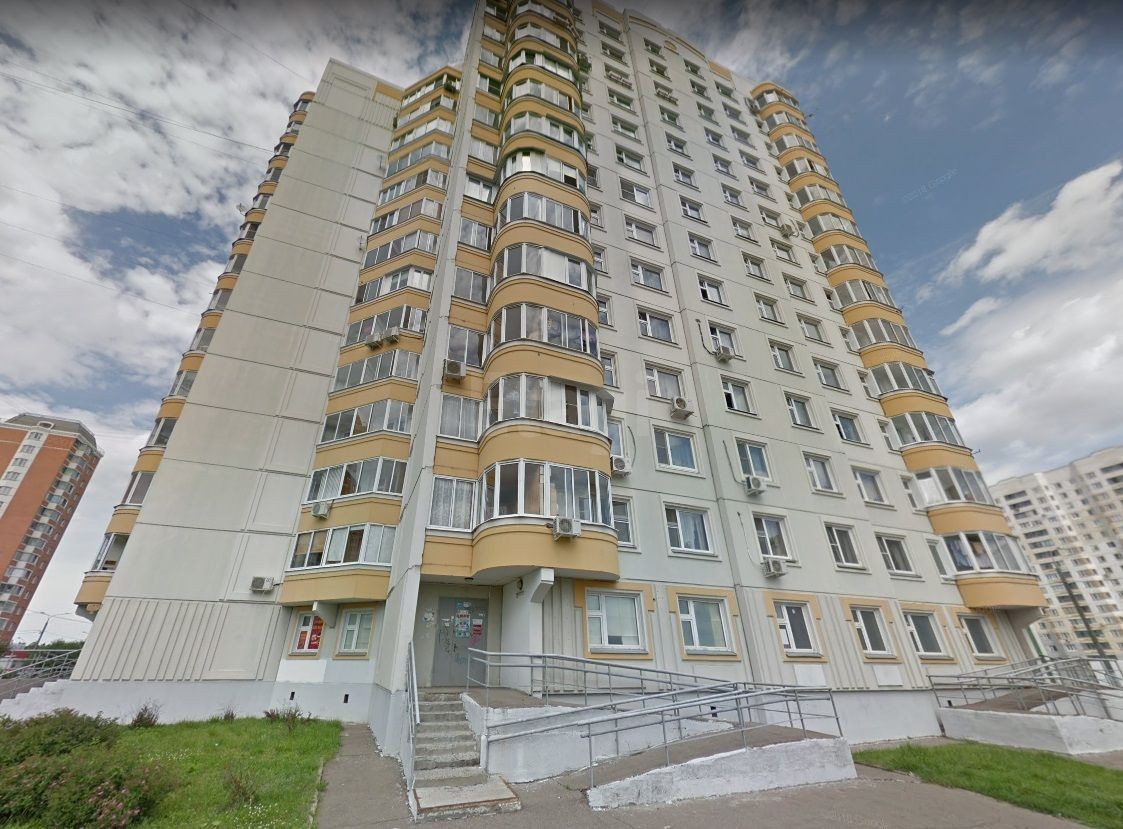 г. Москва, ул. Маршала Савицкого, д. 8, к. 1-фасад здания