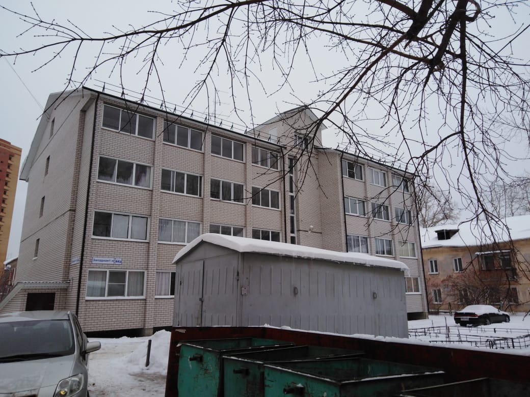 край. Алтайский, г. Барнаул, ул. Западная 1-я, д. 44а-фасад здания