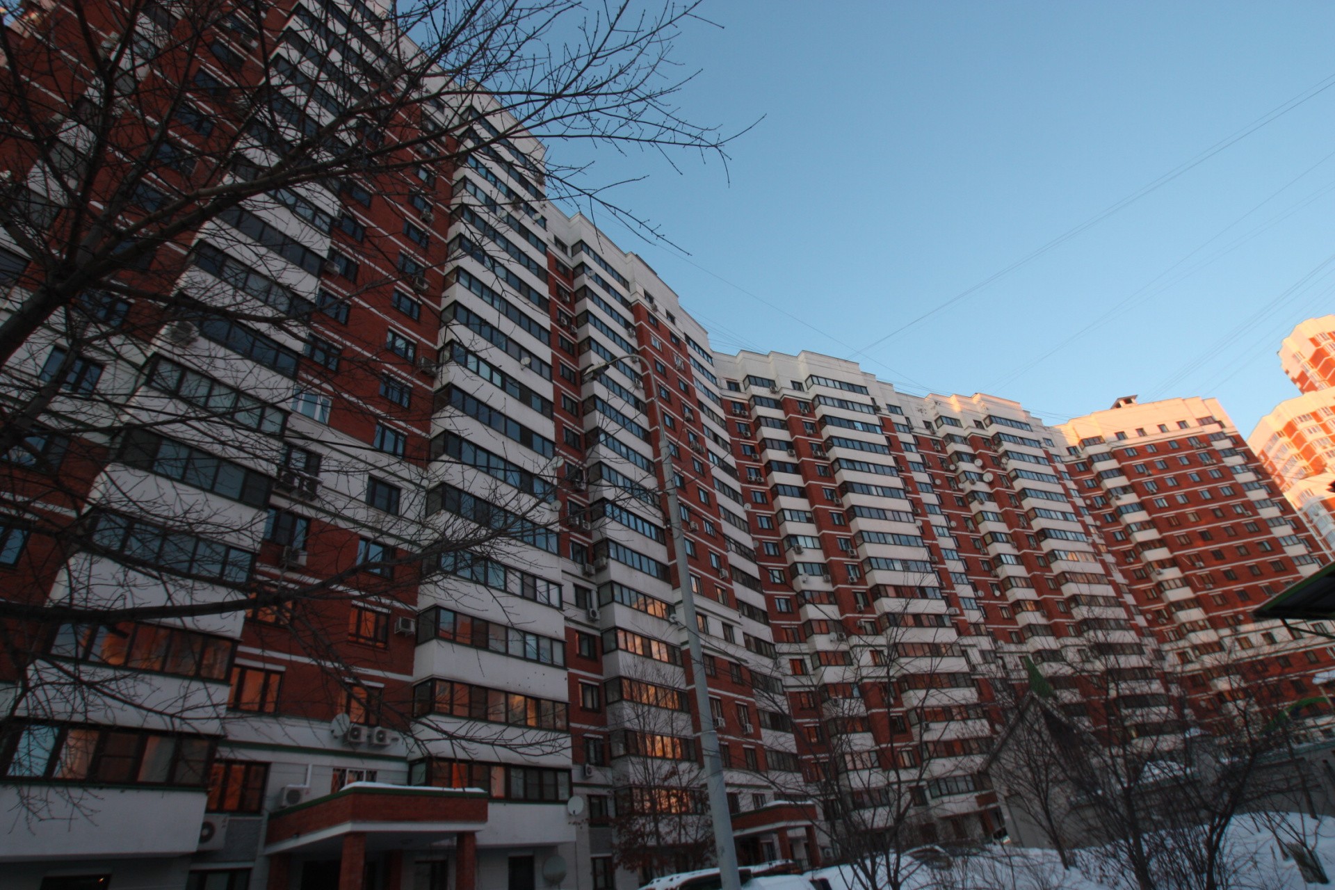 г. Москва, ул. Маршала Тухачевского, д. 51-фасад здания