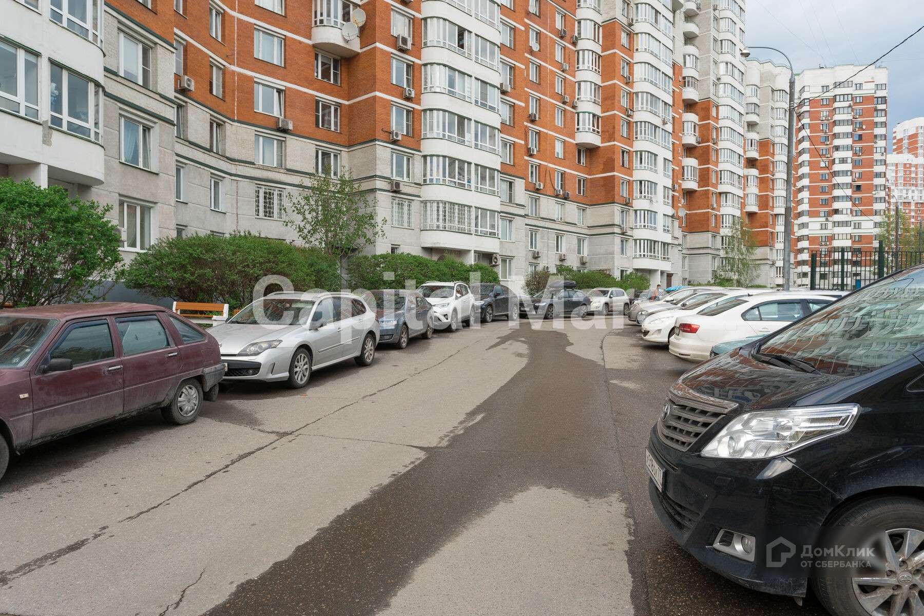 г. Москва, ул. Маршала Тухачевского, д. 55-придомовая территория