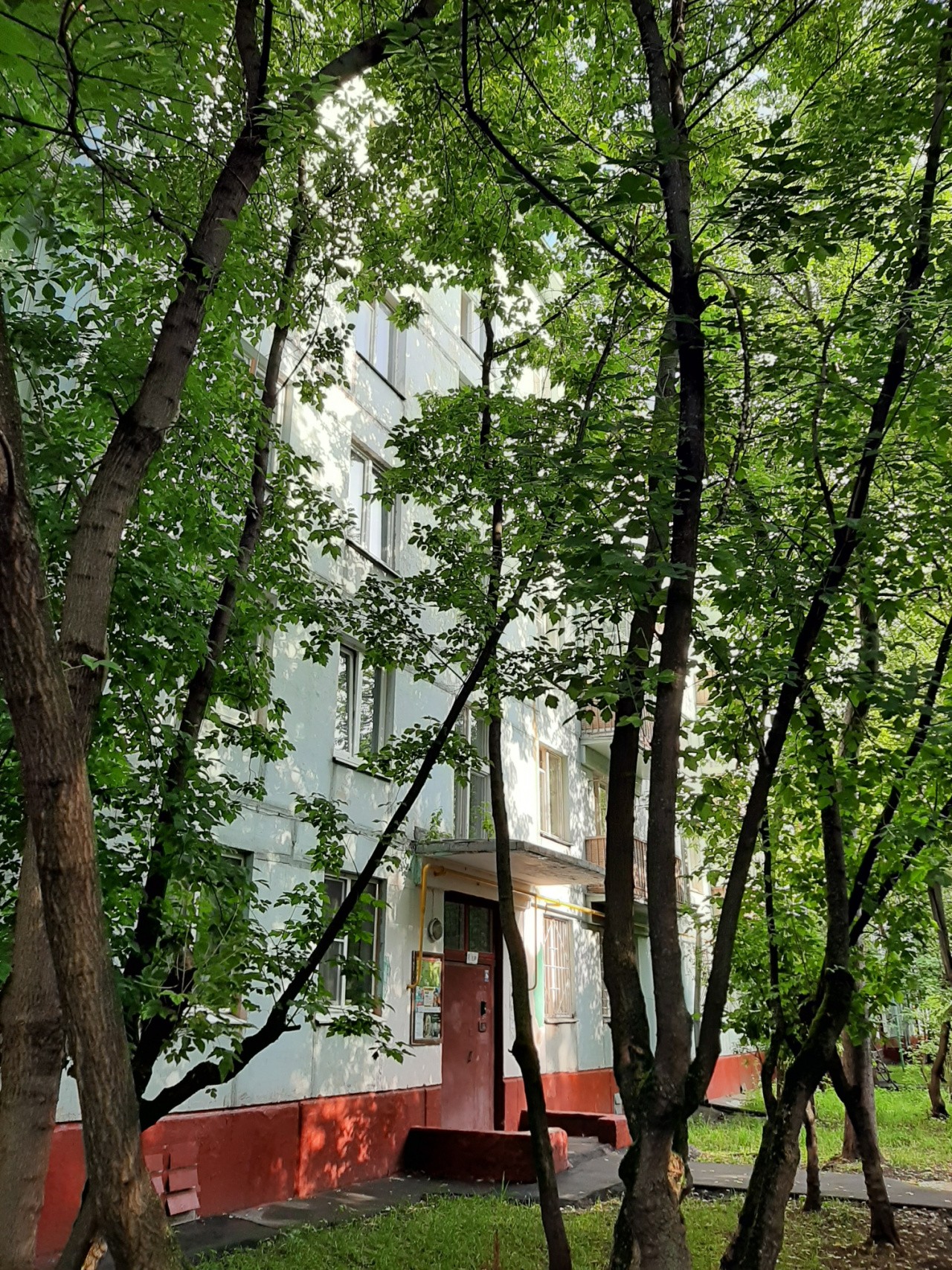г. Москва, ул. Маршала Чуйкова, д. 9, к. 1-фасад здания